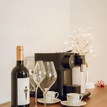 Deluxe Front Sea, Domus Lumeras ベッド・アンド・ブレックファスト 3*