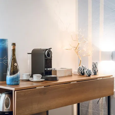 فندق مبيت وإفطار Deluxe Front Sea, Domus Lumeras 3*